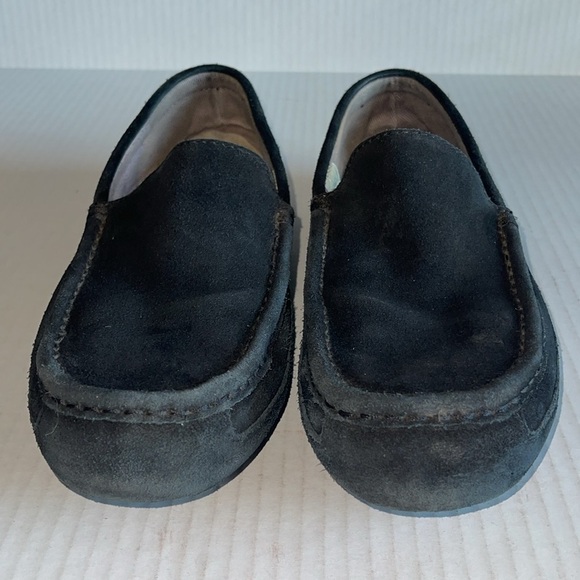 UGG Black Alder Faux Shearling Lined Slippers - Picture 5 of 10
